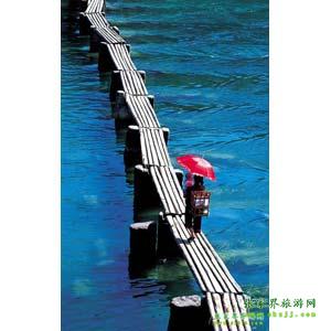 【長沙往返尊惠系列1】：張家界、天子山、鳳凰、韶山、長沙三晚四日游