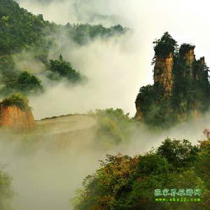 【喜樂拼團(tuán)線路】張家界、寶峰湖、天門山、天子山、猛洞河漂流三晚四日游